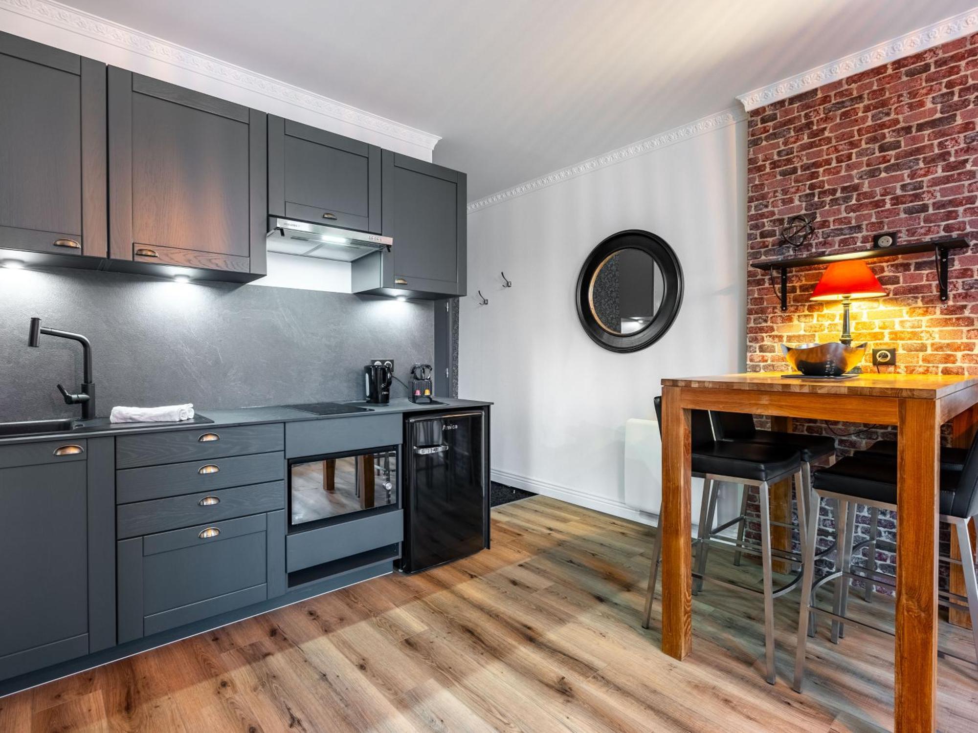 Le Relais Ducal - Appartements D'Hotes Vieille Ville Nancy Zewnętrze zdjęcie