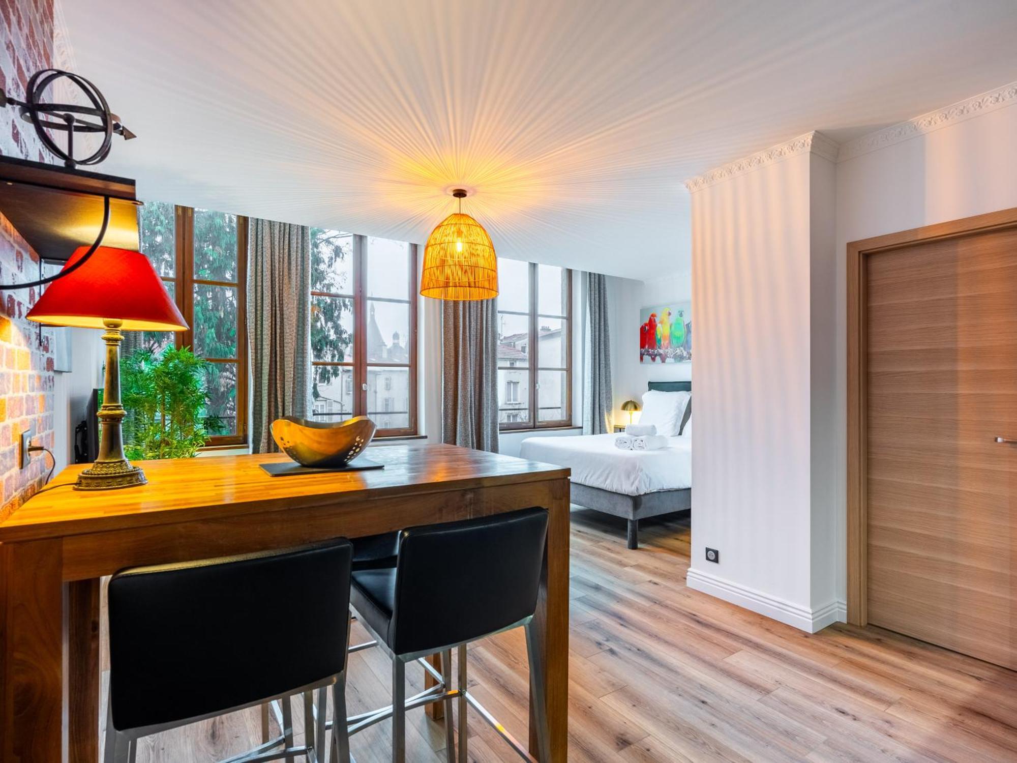 Le Relais Ducal - Appartements D'Hotes Vieille Ville Nancy Zewnętrze zdjęcie