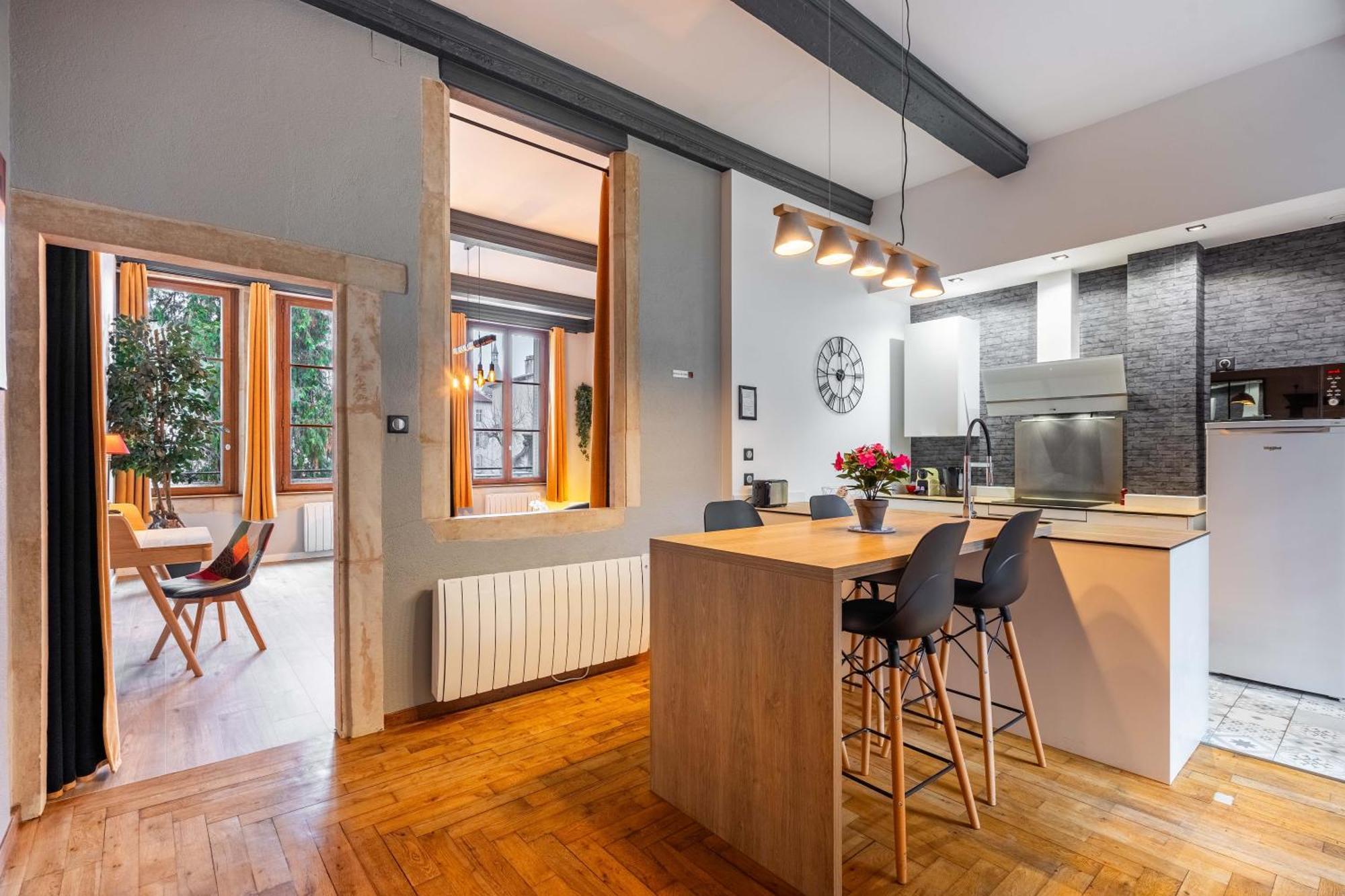 Le Relais Ducal - Appartements D'Hotes Vieille Ville Nancy Zewnętrze zdjęcie